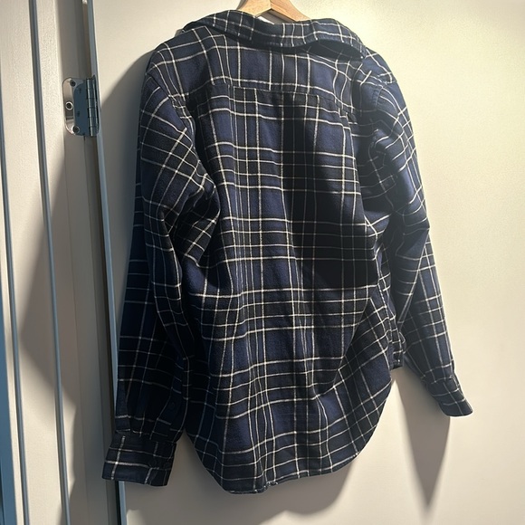 Uniqlo flannel - Picture 2 of 3
